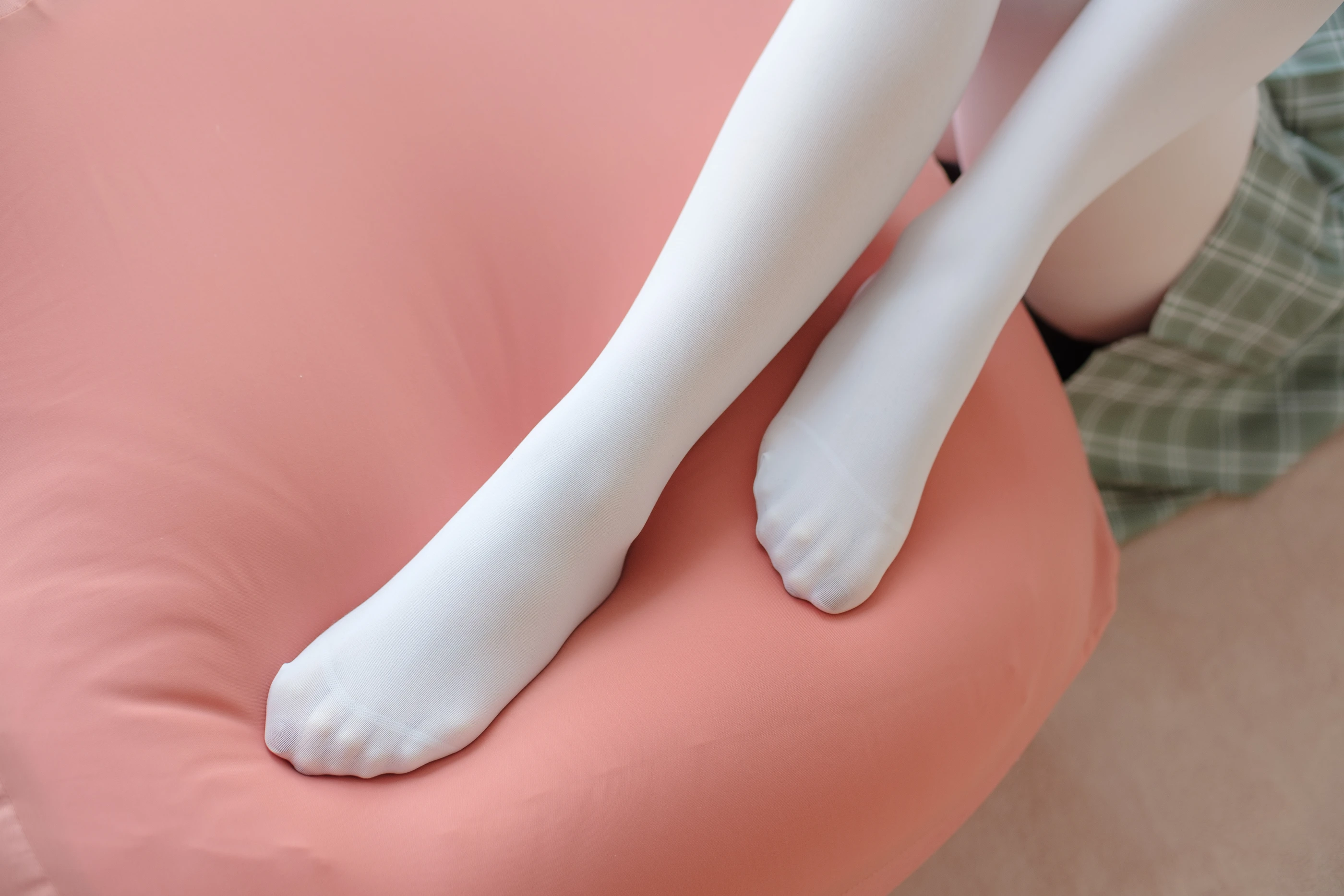 森萝财团 [BETA-023] JK白丝少女的美足 [88P]插图5